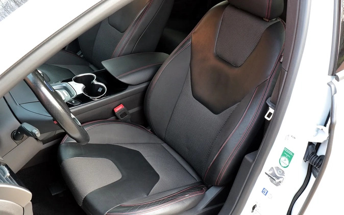 Ford Mondeo cena 67900 przebieg: 198978, rok produkcji 2018 z Wałbrzych małe 781